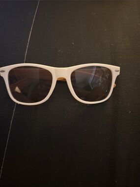 Breville White Frames with Wood-Effect Temples Sunglasses
